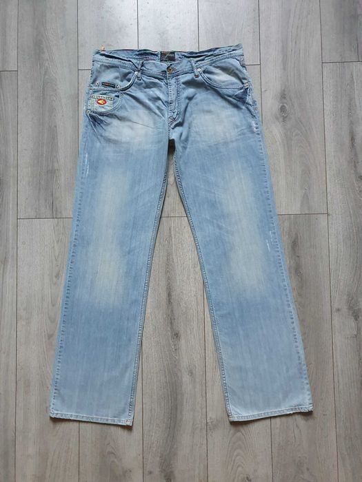 Blugi ENERGIE (Loose Fit) - Marime W38 (Talie 98 cm)