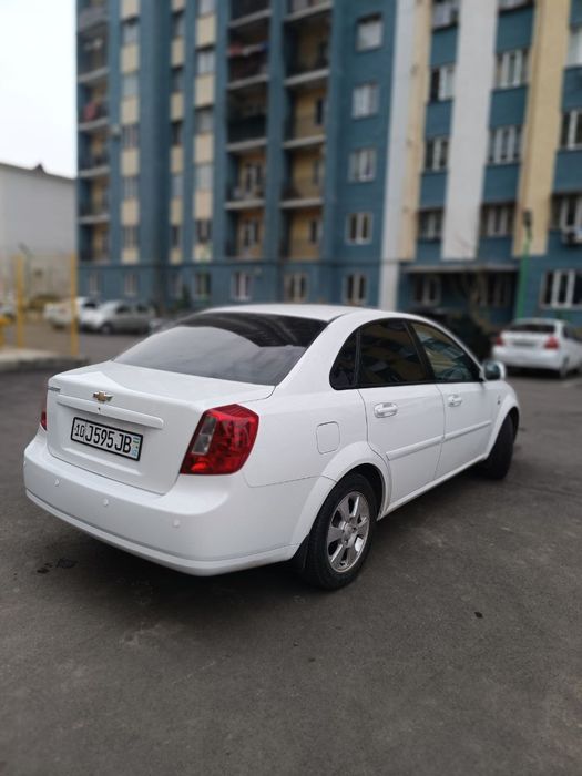General avtomat 2020 yil toza narxi 10800$
Kraska toza.
116500 km.
Ben