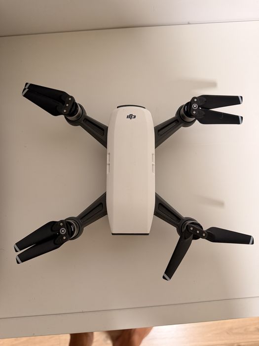 DJI Spark Fly More Combo + 3 батерии