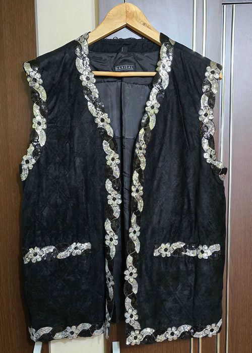 Veste folclor stilizate