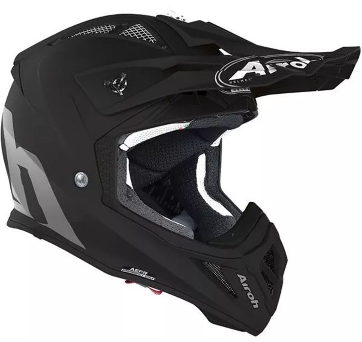 Airoh Aviator 2.2 чисто нова