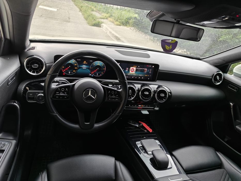 MERCEDES-BENZ A-Class 2019 — imagine 5