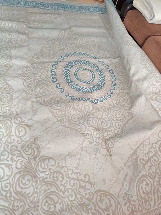 Продам палас в отличном состоянии