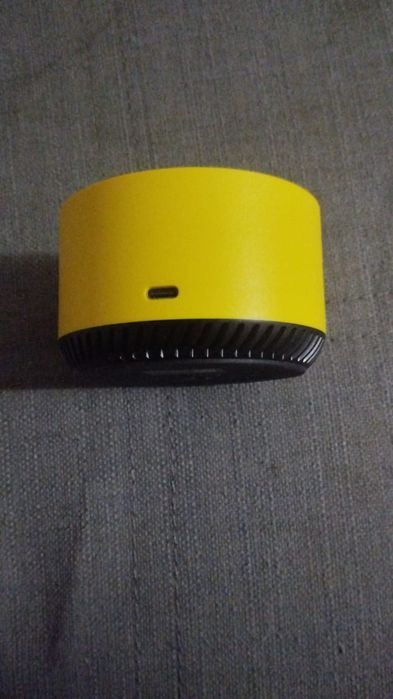 Продам Яндекс Алиса Лайт