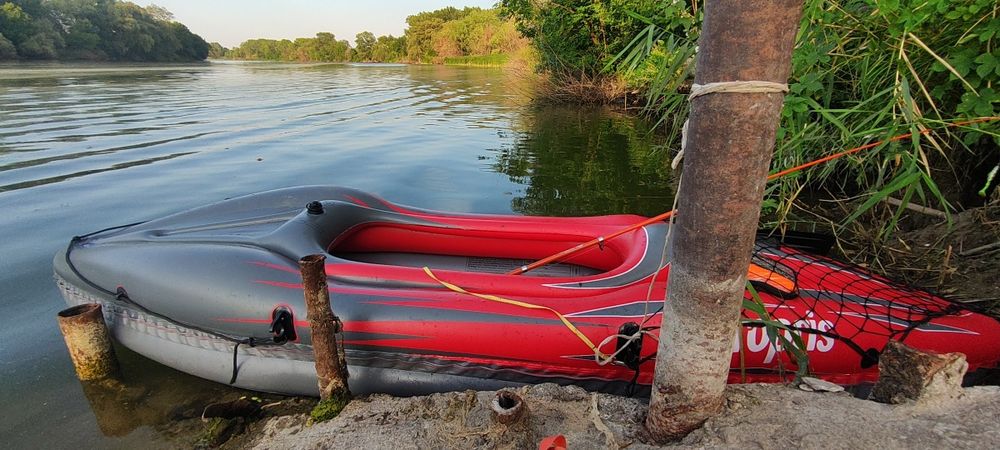 Продам каяк надувной