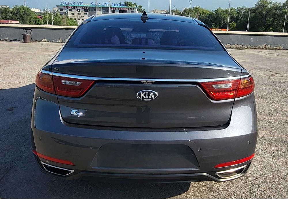 Kia K7 2017 года 2,4 литра.