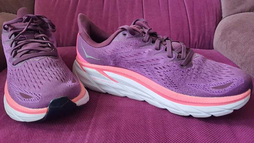 Adidasi alergare HOKA Clifton 8 marimea 40