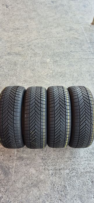4 anvelope iarna Michelin 215/55/17,dot 2020,ca si noi.Pret pe buc.