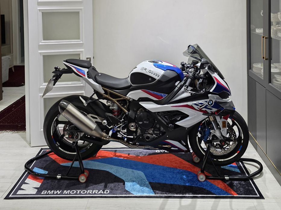 BMW S1000RR 2022 M Package Carbon