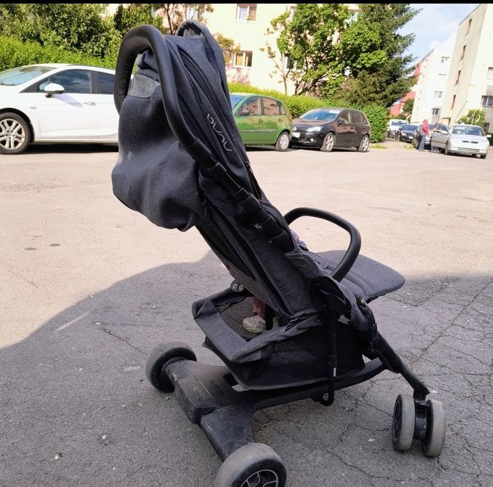 Cărucior      Nuna