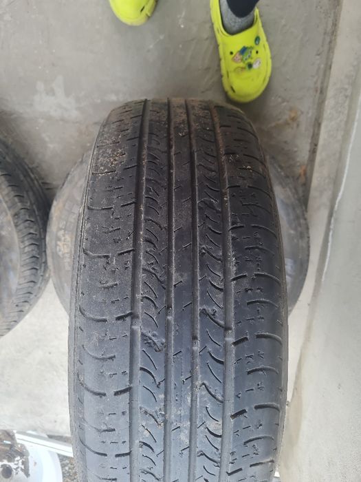 Продам резину б/у