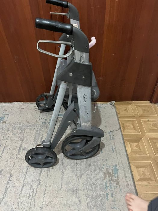 Ходунок для взрослых