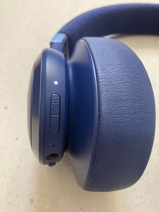 Casti over the ear wireless JBL Live 770nc