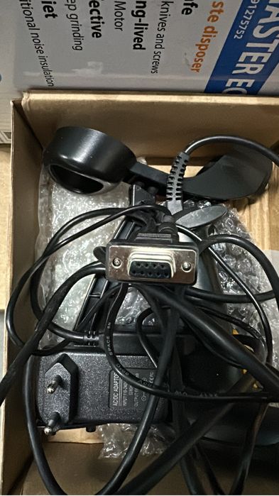 Ручной проводной сканер штрих-кода