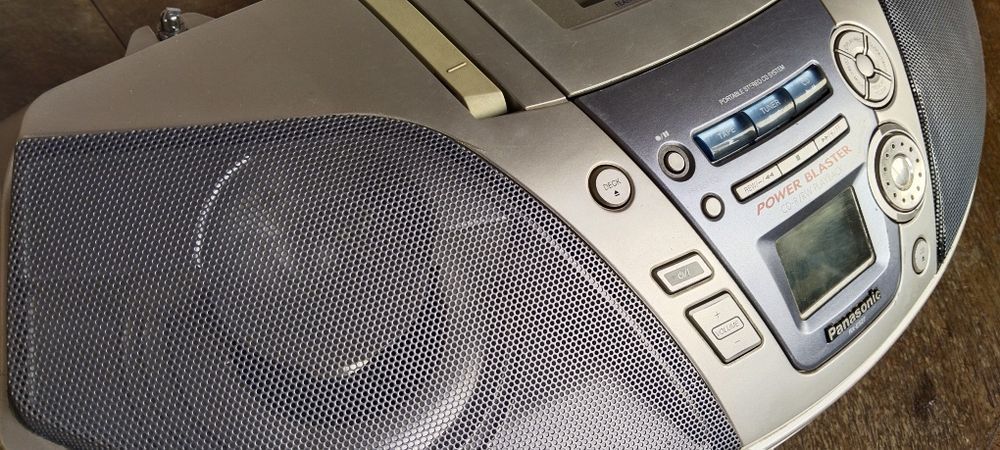 Магнитофон Panasonic