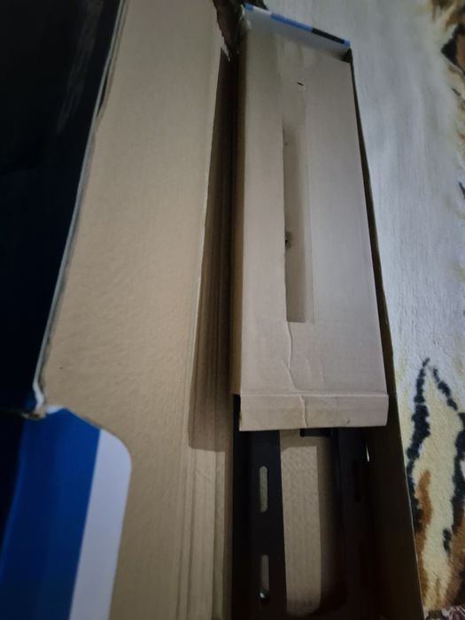 Vând suport  de televizor