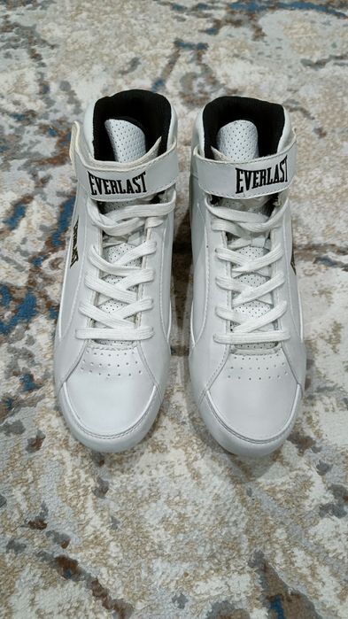 Продам кроссовки usa