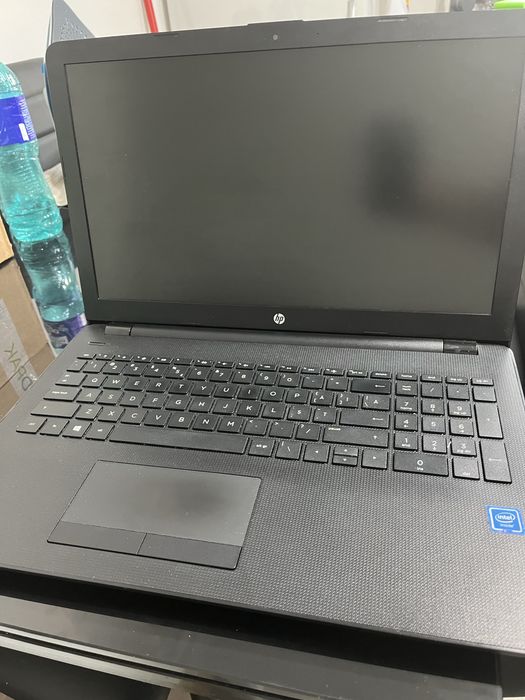 Laptop HP 15,6” – SSD 128GB, 4GB RAM, stare foarte bună