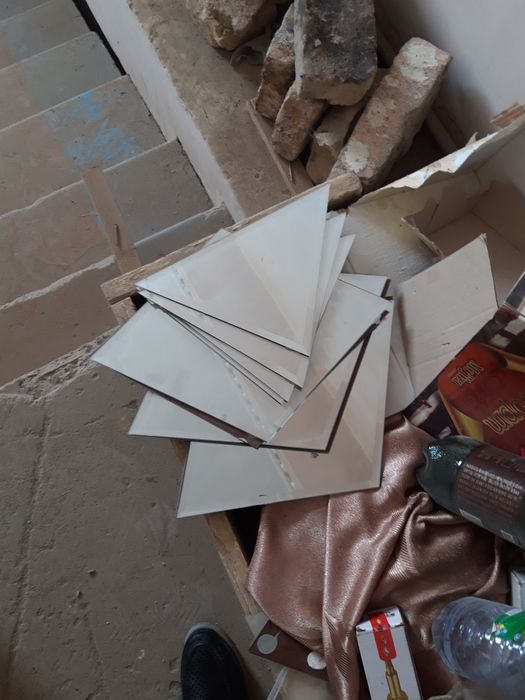 Dizayn oynalar sotiladi