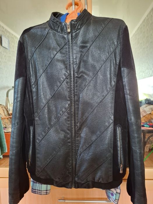 Джинсовая куртка 46р и чёрная