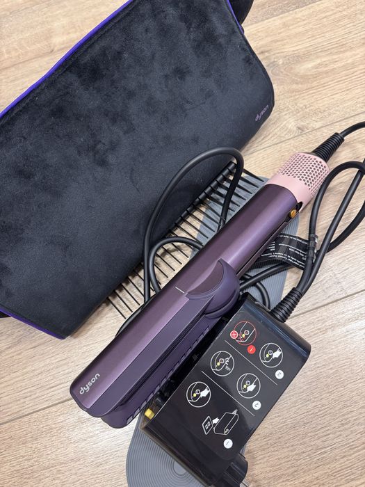 Продам Dyson Airwrap + Dyson Airstrait.