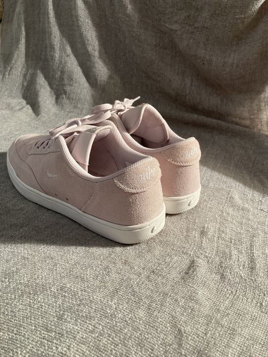 Nike court vintage premium roz