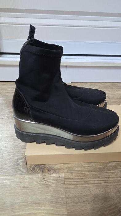 Продам обувь разную женскую