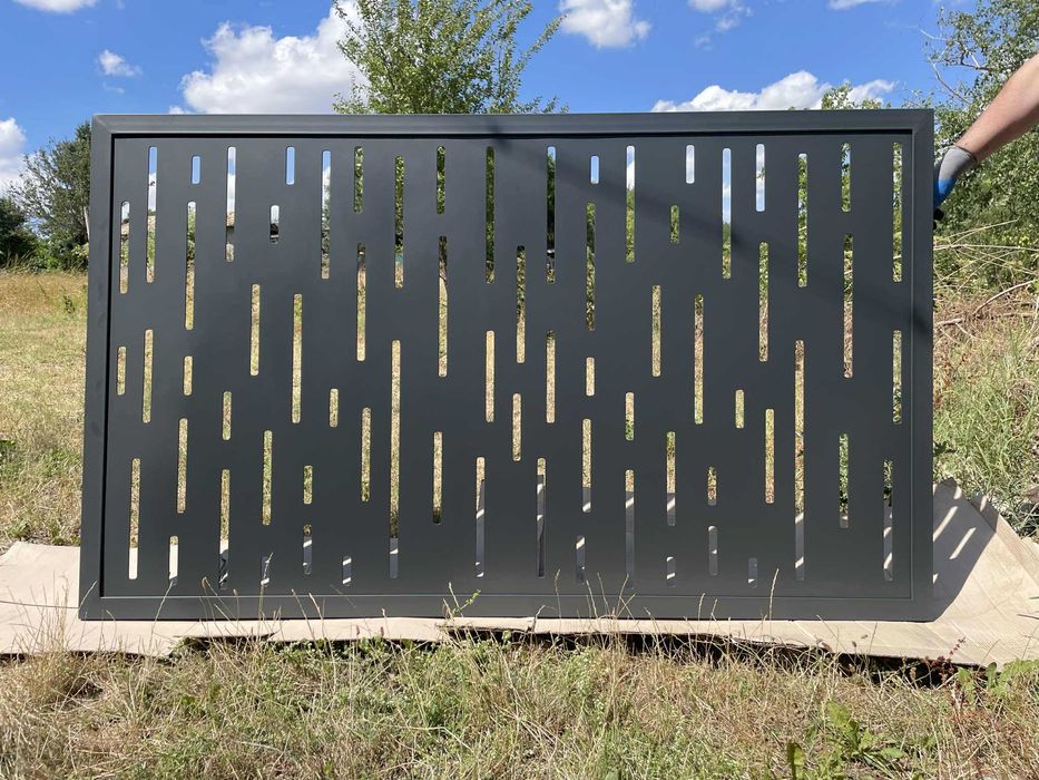 Оградни пана, врати и порти от високо качество!