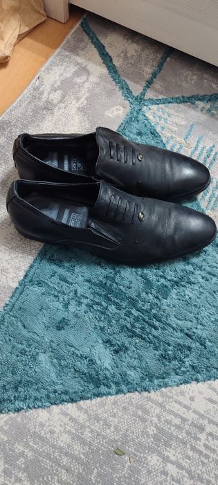 Продам Мужскую  обувь .