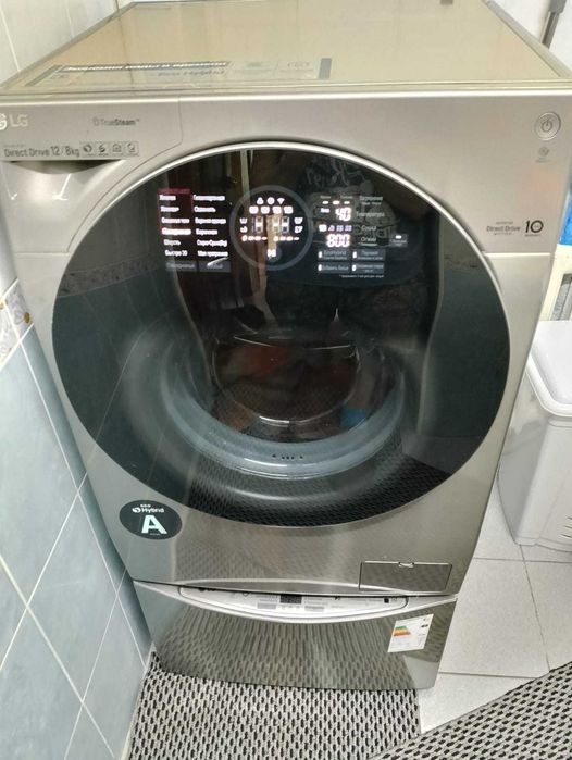 Продаю стиральную машину LG