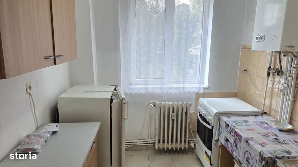 Vand apartament 2 camere Deva, zona Pacii (Cartea Funciara), etaj 1,