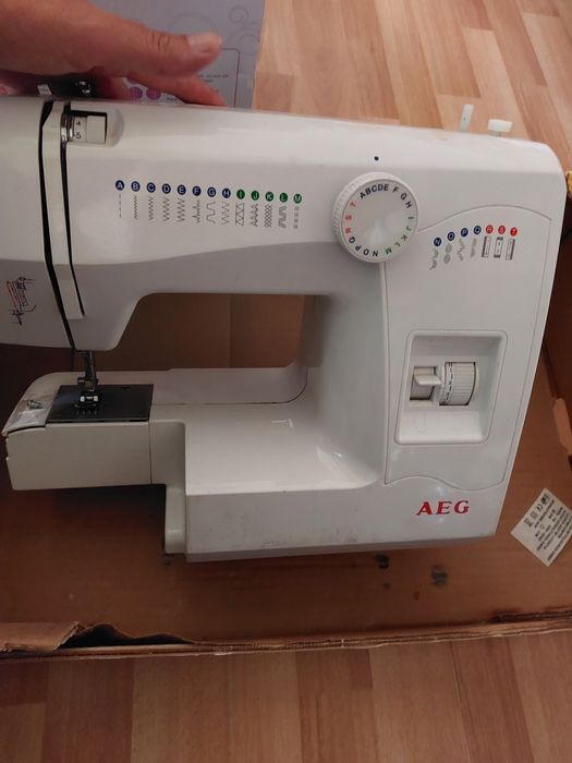 AEG masina de cusut casnica