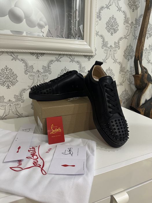 Christian Louboutin обувки