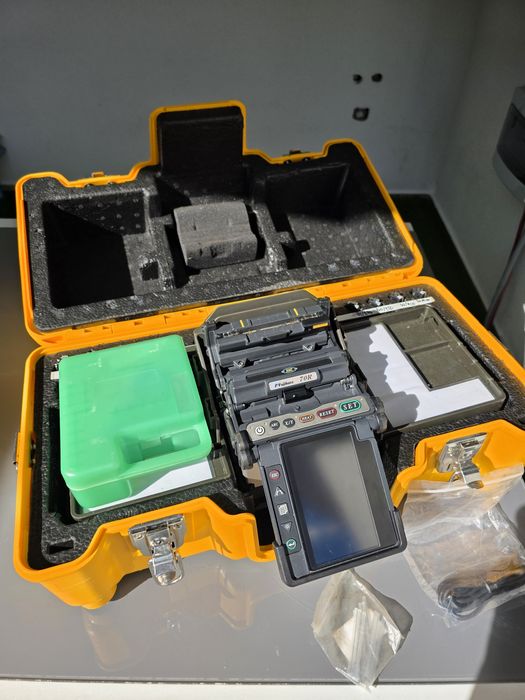 Aparat sudura fibra optica Fujikura 70R