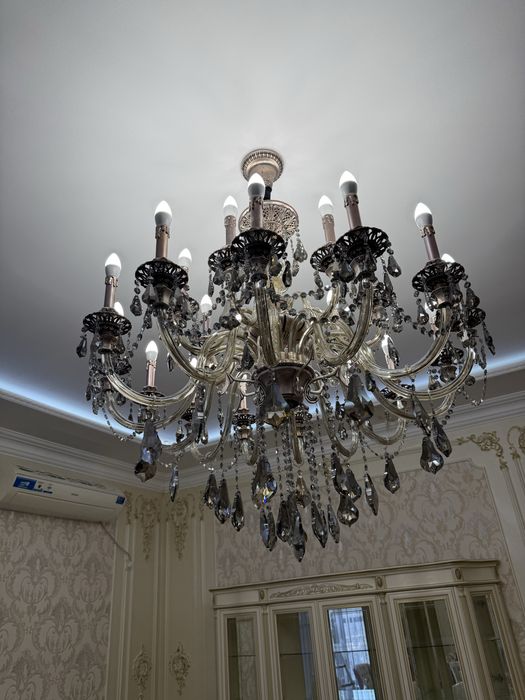 Две люстры в идеальном состоянии