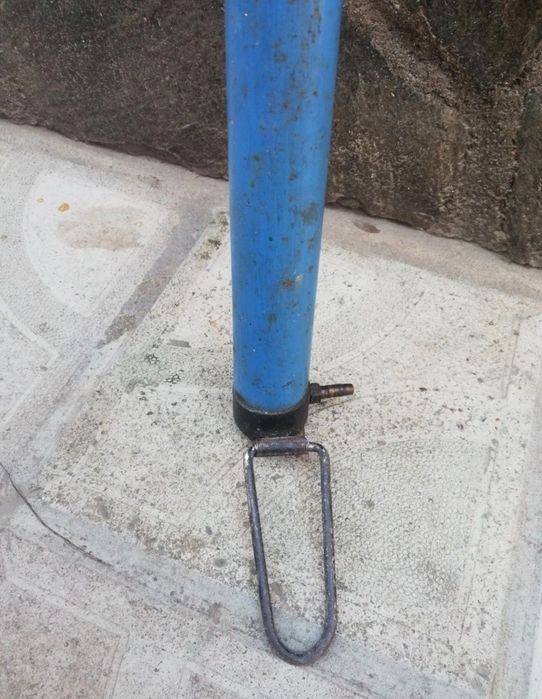 Помпа ръчна.  ..