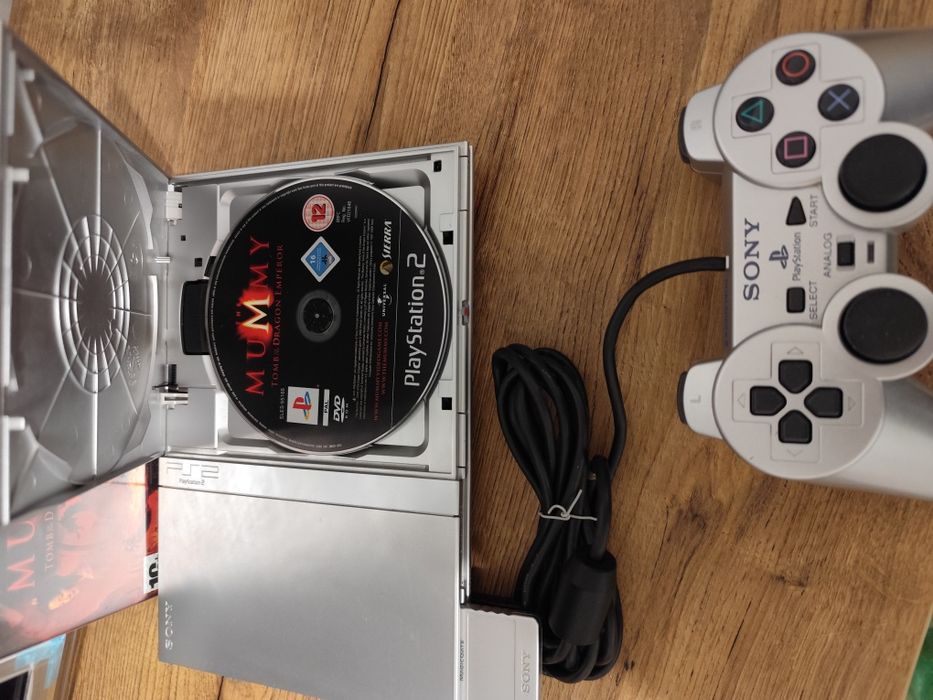 Playstation 2 slim silver+Cutie+manuale