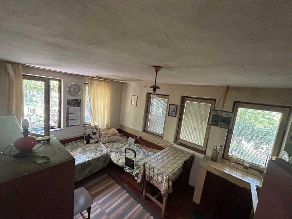 Продава се Къща в с. Славяново, Област Търговище - 252 кв.м за 286 €/кв.м - Снимка #2