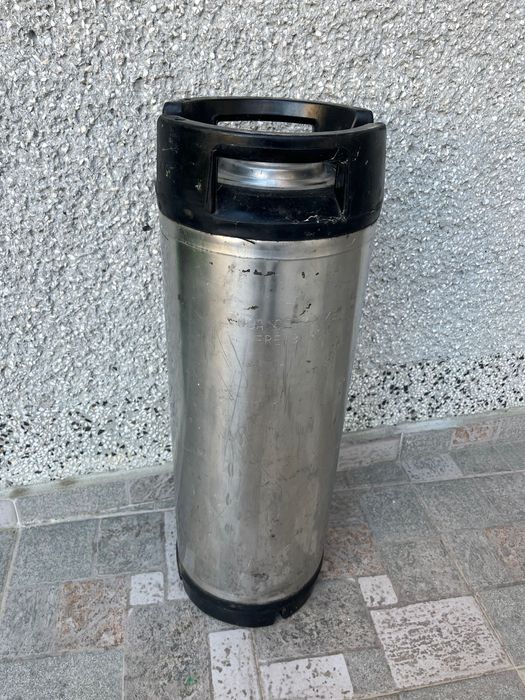 Продавам кегове - канти