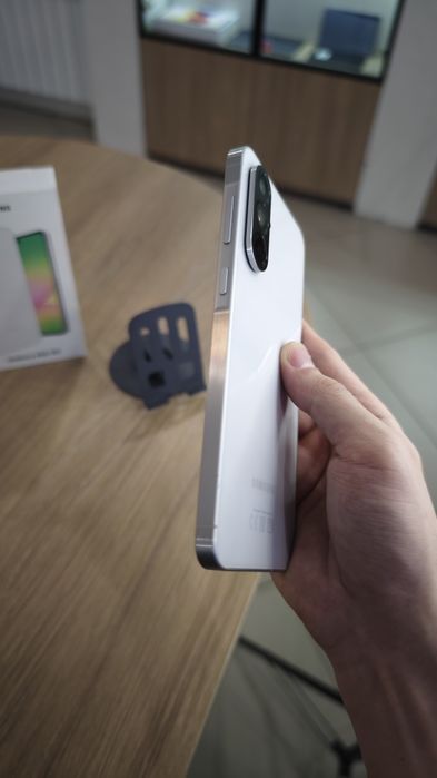 Samsung A56 | 128GB | Apple Room