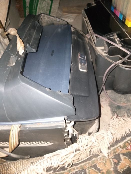 Продаются 2 цветных принтера