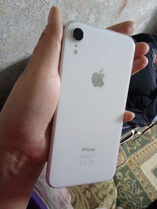 Продам Айфон Хр.