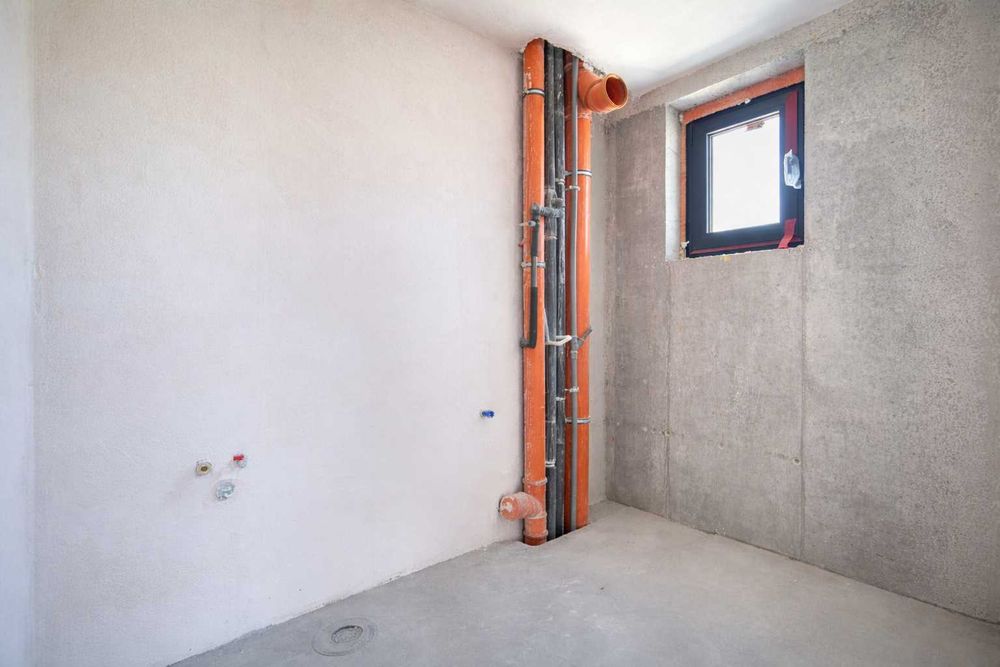 Бутикова нова сграда в кв.Чайка тристаен 90 кв.м