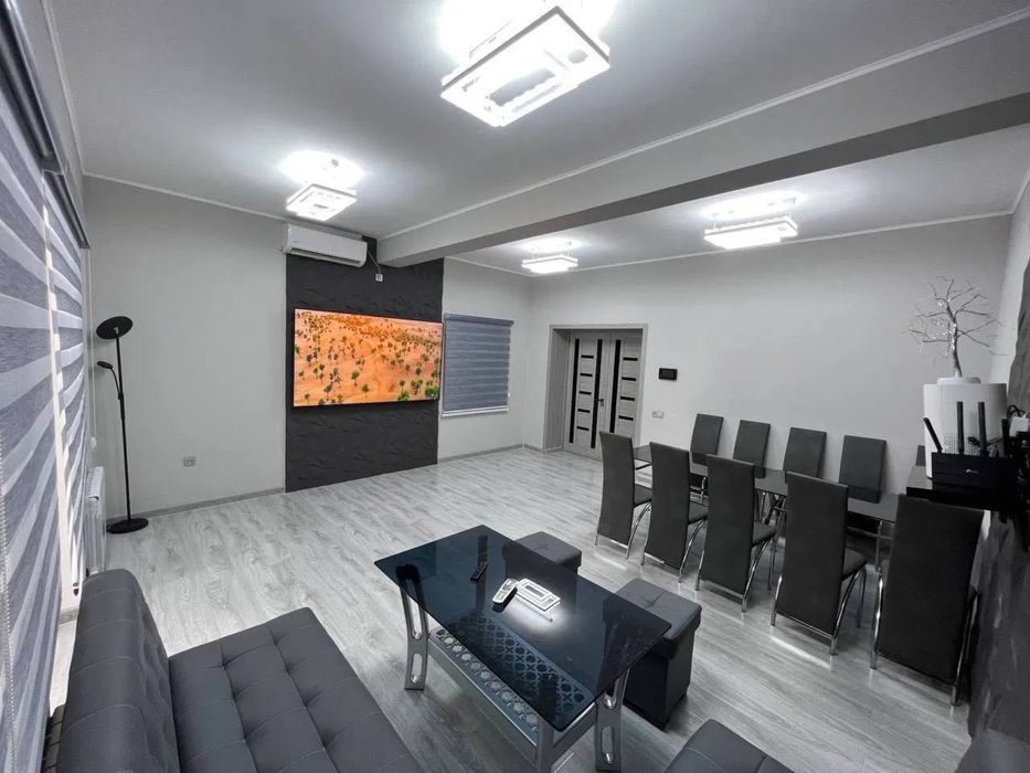 Сдается дом на 3,6 соток в Яккасарайском районе, ( н673 )