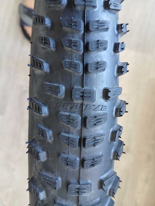 Велосипедни нови външни гуми 27.5-2.25 Schwalbe racing ralph