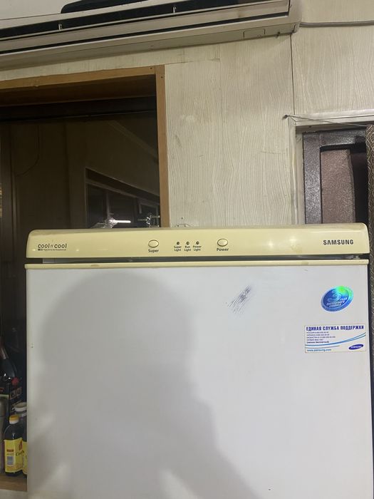 Продается холодильник Samsung