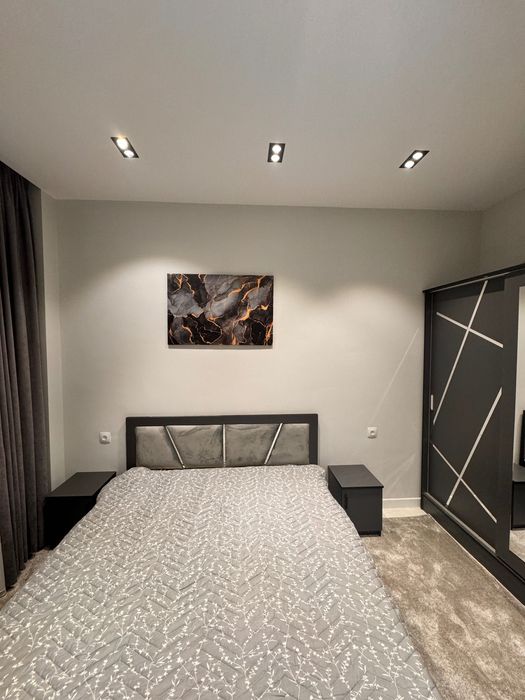 Новомоссковская Хайтек (2х ком-я) на долгий Срок