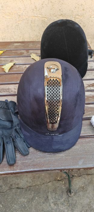 Casca călărie folosite de 2 ori