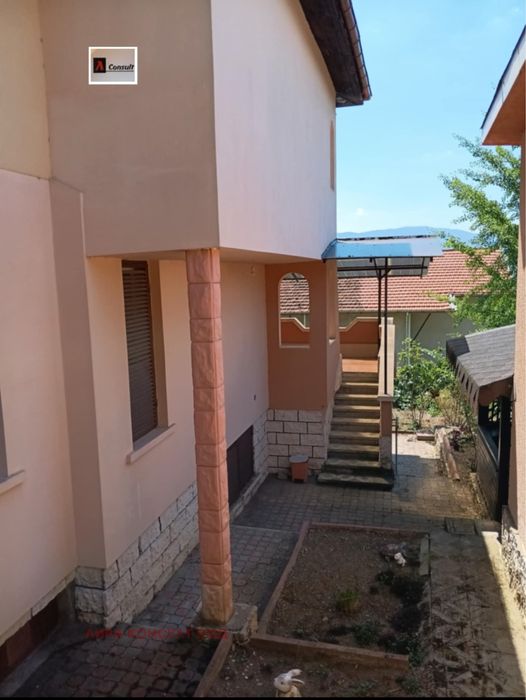 Продава се Къща в с. Скравена, Област София-област - 145 кв.м за 1000 €/кв.м - Снимка #14