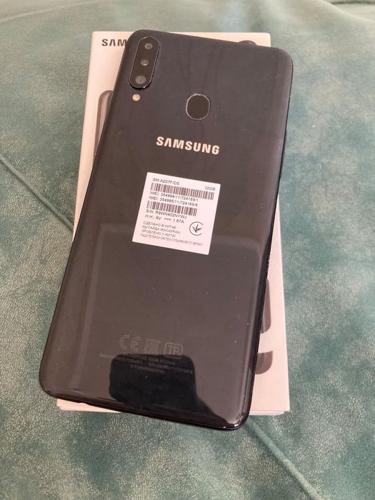 Продам Samsung A20s  все работает идеально